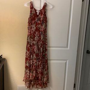 Sleeveless summer dress for work or dinner